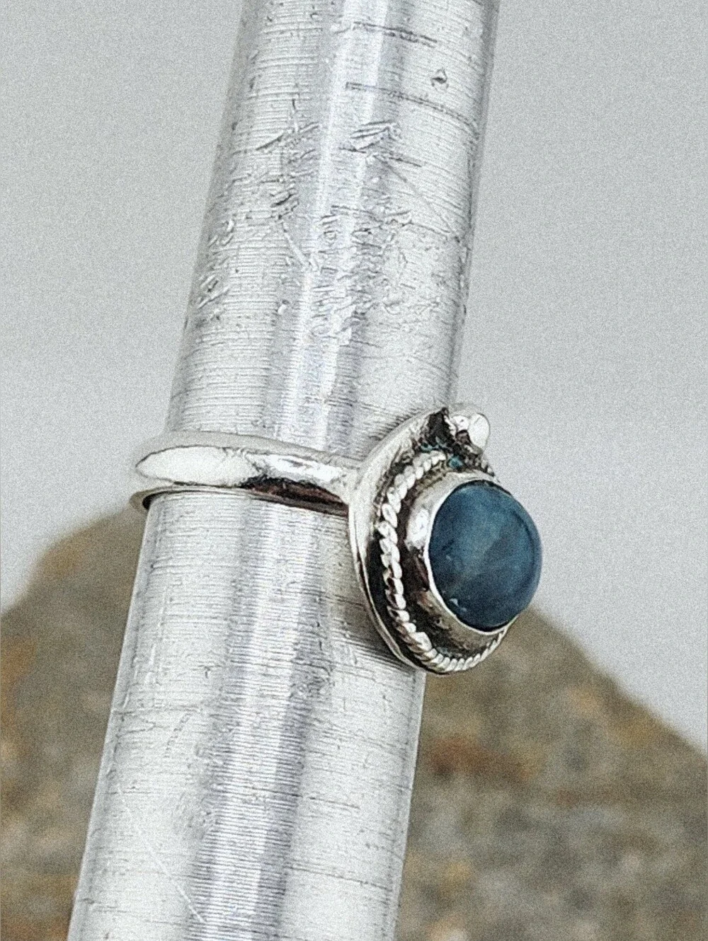 BLUE APATITE OVAL RING GEMSTONE HANDMADE RING IN STERLIN SILVER METAL UNISEX 6